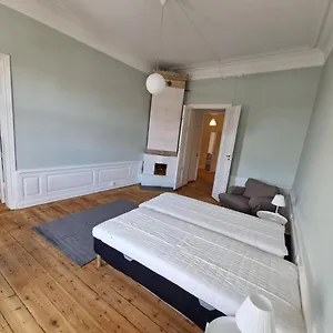  Apartment Mrt19